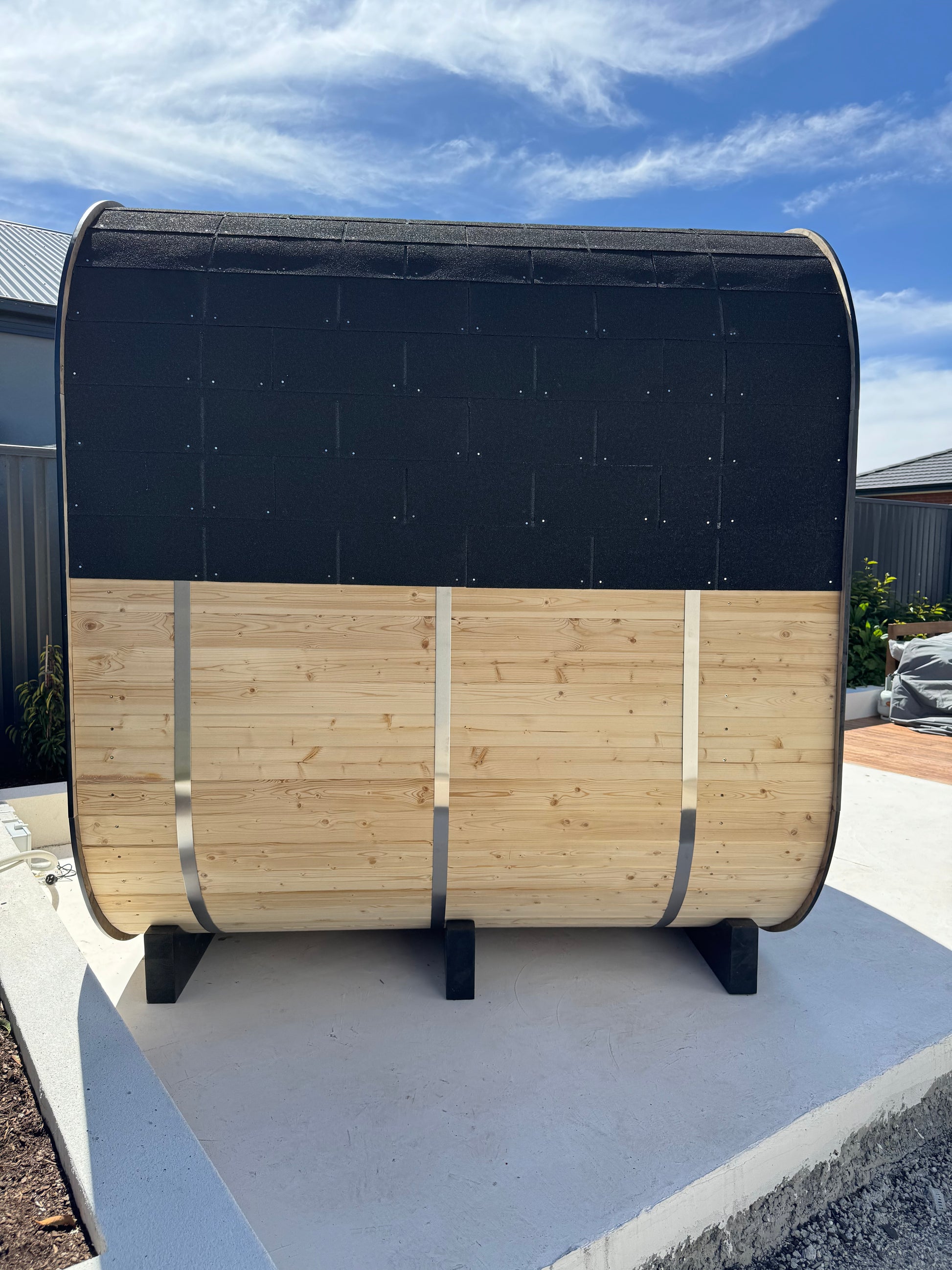 Vintara | 6-8 Person Traditional Cube Sauna