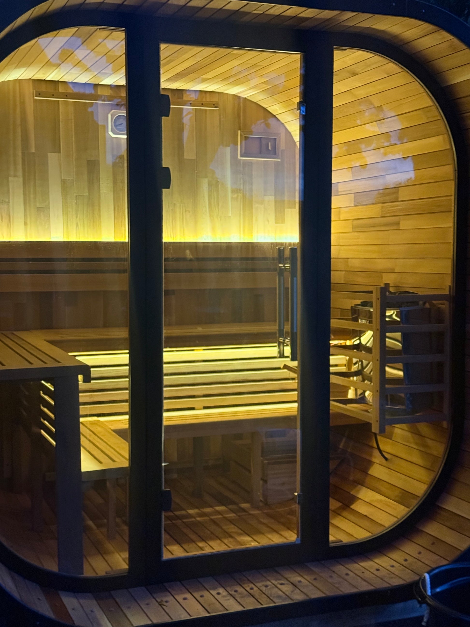 Vintara | 6-8 Person Traditional Cube Sauna
