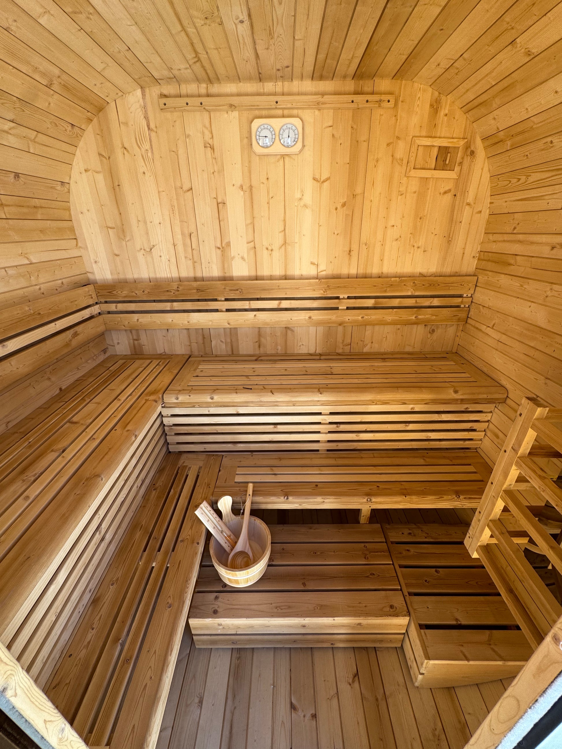 Vintara | 6-8 Person Traditional Cube Sauna