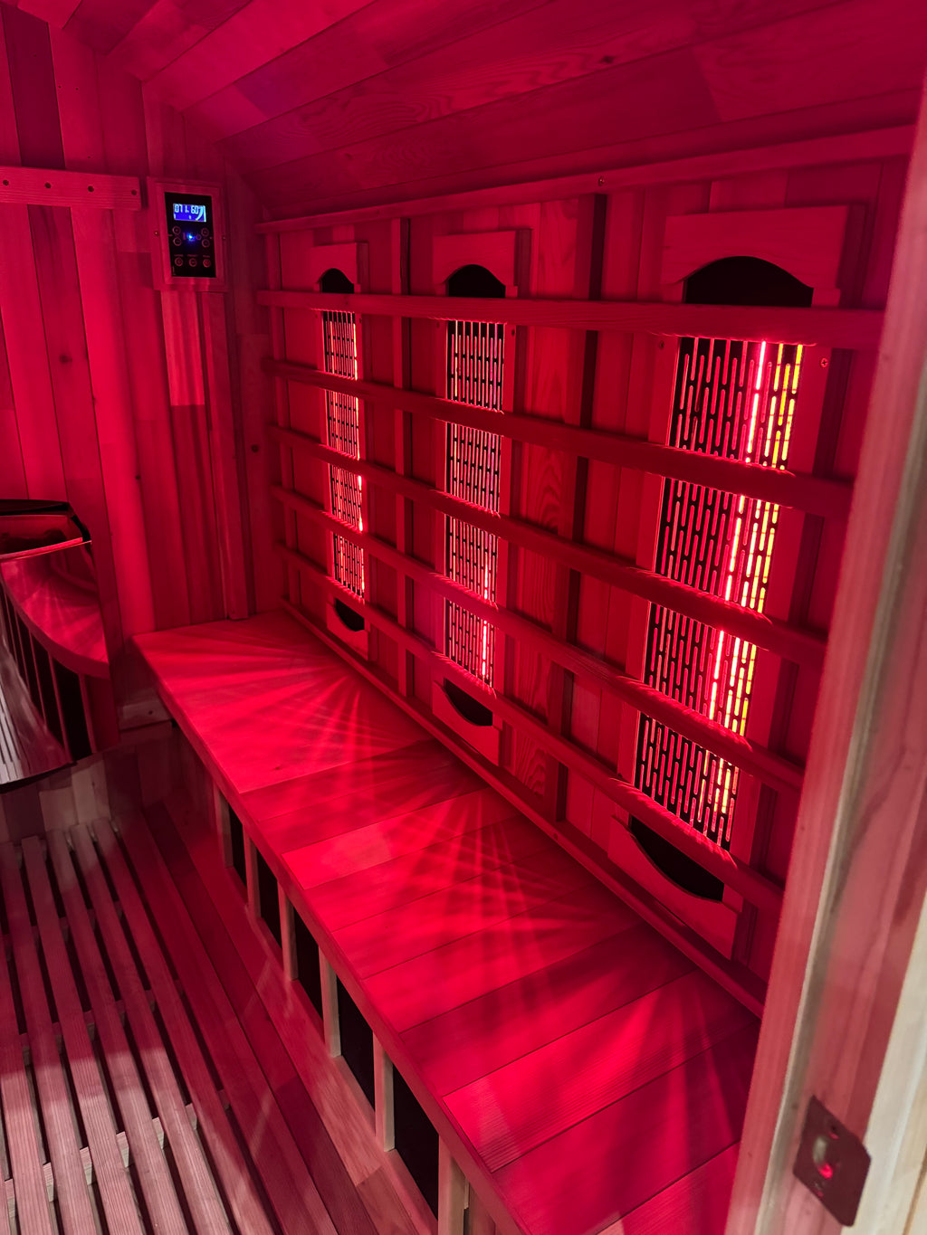 Hybrid | 4-6 Person Traditional & Infrared Cedar Barrel Sauna