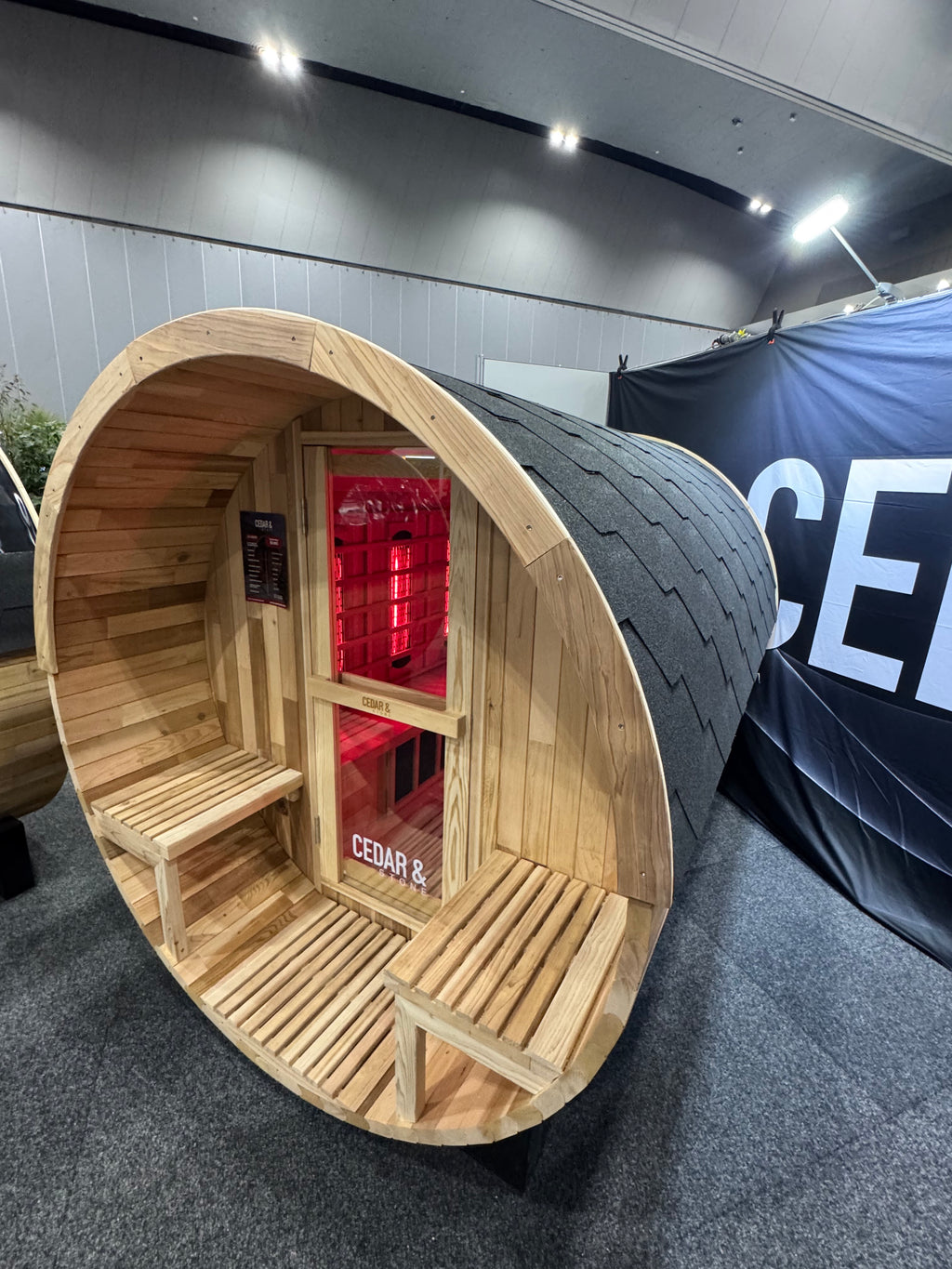 Hybrid | 4-6 Person Traditional & Infrared Cedar Barrel Sauna